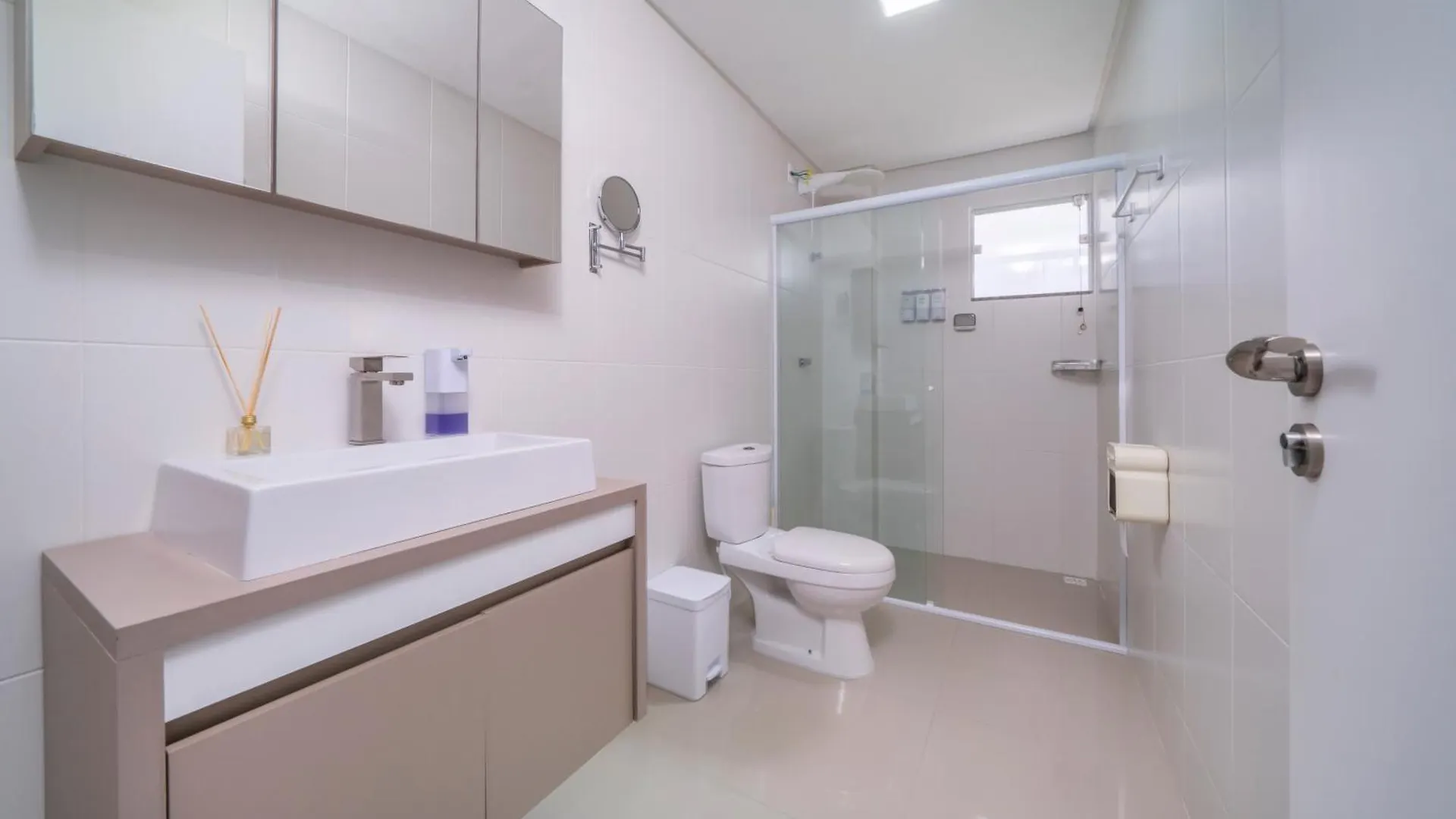 Encantador Apartamento 100M Da Praia Com Vista Mar Porto Belo 0*,