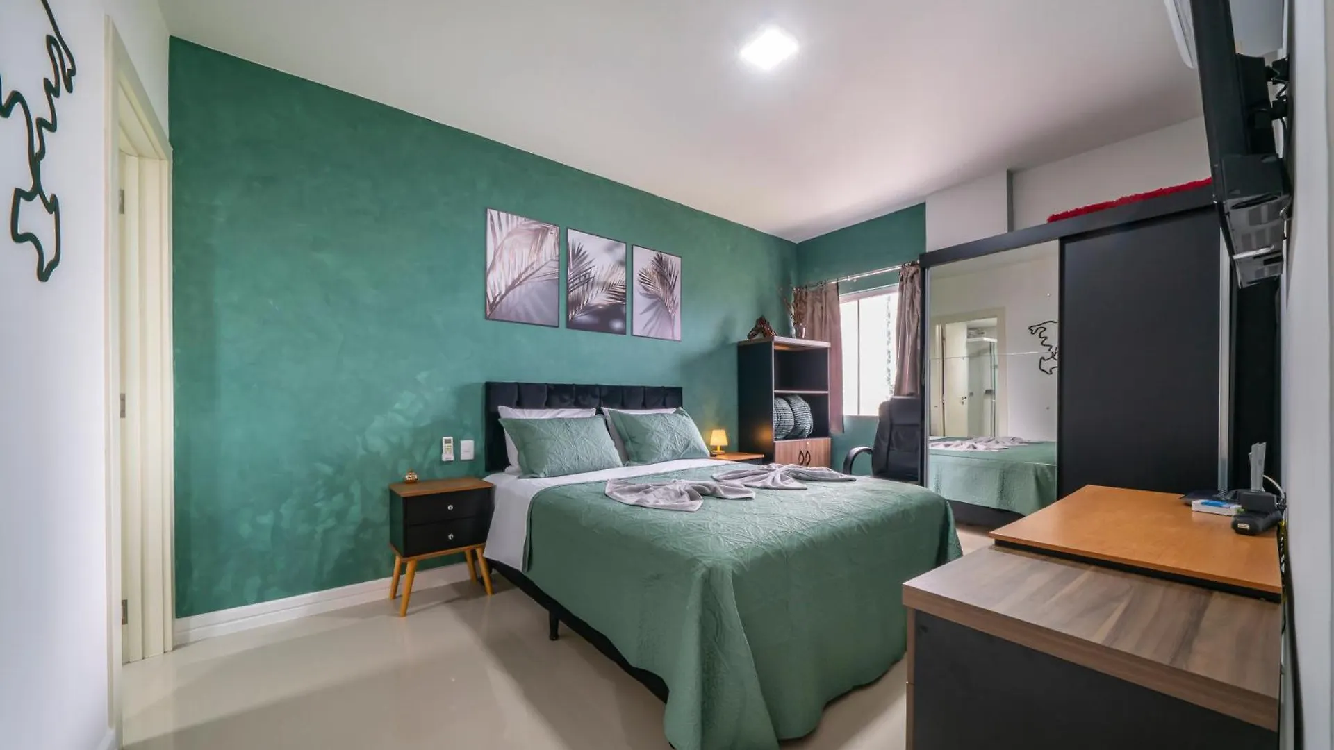 Encantador Apartamento 100M Da Praia Com Vista Mar Порту-Белу 0*,
