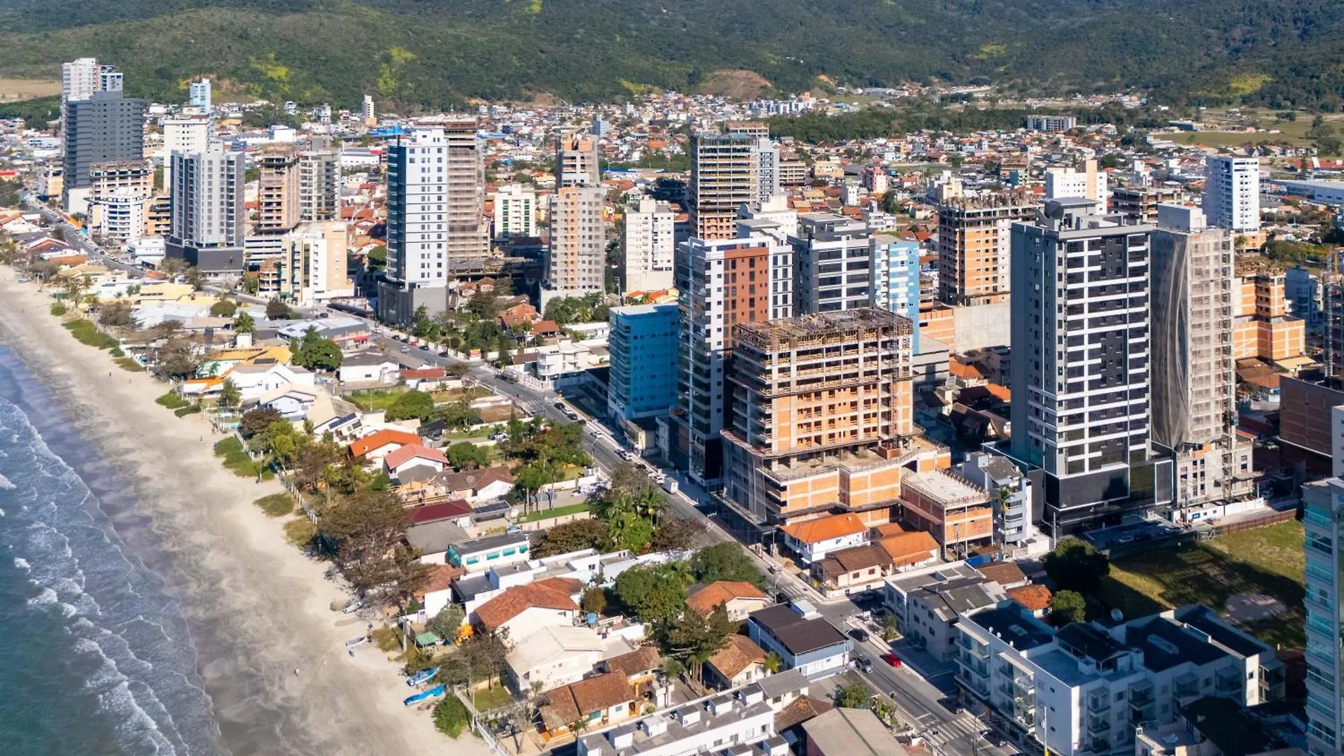 Encantador Apartamento 100M Da Praia Com Vista Mar Порту-Белу Апартаменты